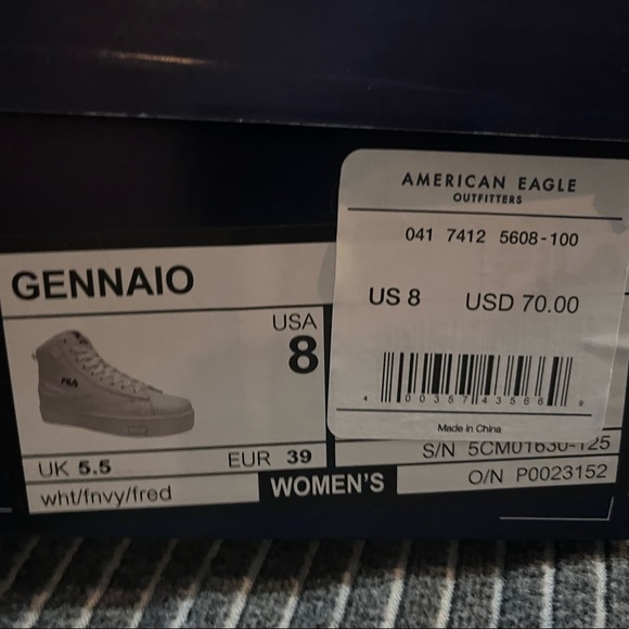 FILA SNEAKERS-Brand new still in the box, never been worn! - Picture 5 of 6